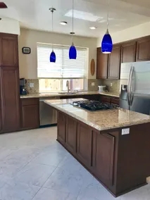 Spacious 4-bd home near LegoLand, Carlsbad Outlets - Image 2