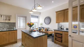 The Abbey Apartment - Image 2