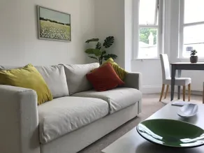 Tree Tops Apartment in Tunbridge Wells - Image 5