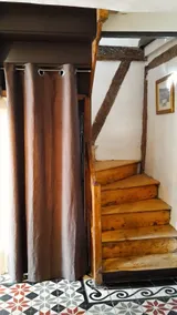 Les Hirondelles, charming house with garden - Image 4