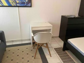 Studio with private seating - Image 2