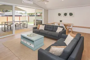 SEA BREEZE - Beachside Family Haven - Image 3