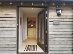 Quiet & secluded for work, moving home or holidays - Image 2