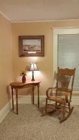 The West Wing - Image 4
