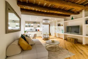 Clavature Luxury Apartment- 100 sqm Piazza Maggiore - Image 3