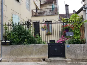 Apartment with terrace for 4 and WiFi - Image 4