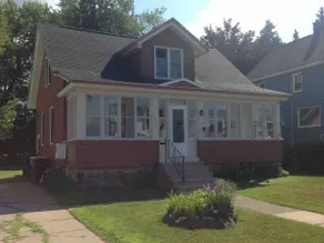 Blue Ribbon House, perfect in town location - Image 2
