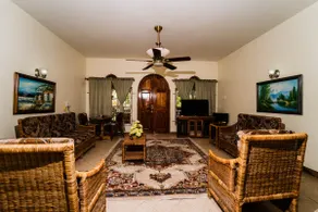 Vacation Rental Coral Spring, Falmouth JAM 8 BDRM - Image 4