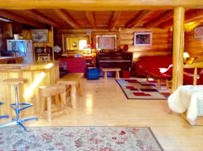 Hand crafted Log Home - Image 2
