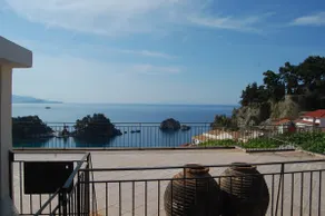 Zotos residence - Image 2