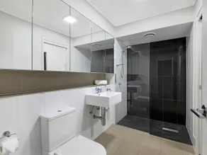 Atrio Apartments - Image 4