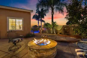Blue Lagoon Oasis - Pool - Firepit - Close to Wineries - Golf - Wedding venues - Image 2