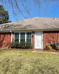 Cheerfull 3 bedroom 2 bath close to water & parks - Image 2