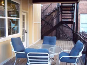 Large Historic Downtown Loft Front - Image 2