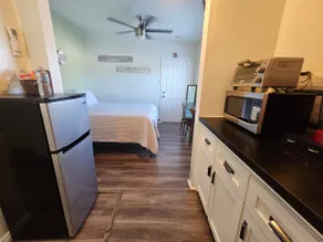 Studio~Patio~Fast WIFI~Near L.A and O.C. 420 - Image 5