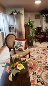 New! Accessory 1-bedroom Apt. With 2 queen beds. - Image 3