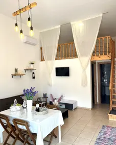 Irene’s house - Image 2