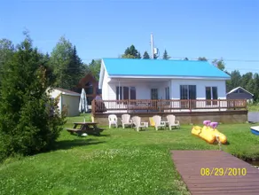 The relaxing chalet of Lac-Saint-Tite, on the lakeshore - Image 2
