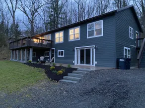 Perfectly situated four bedroom Finger Lakes house - Image 2