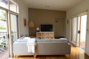 Relaxing resort stay in Cowes (3 bedrooms + WIFI) - Image 5