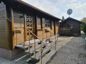 Cozy vacation home in a suburban location - Image 2
