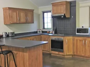 Featherbrook Cottage - Image 4