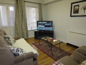 Superb Location! Walk Everywhere! Wi-Fi - Image 3