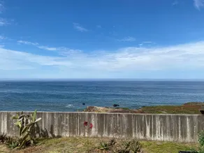 Oceanfront Oasis, Sunsets & Crashing Waves - Image 4