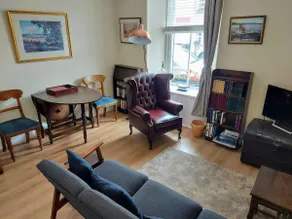 Lovely seaside flat in heart of historical Broughty Ferry - Image 3