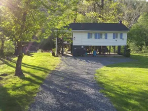 The 3R's River, Relaxation, Retreat + hot tub - Image 3