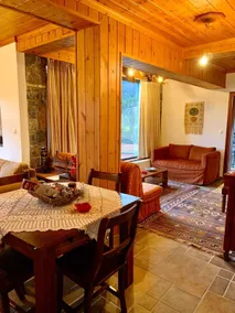 Elati's traditional and cosy home - Image 3