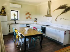 The Guesthouse at Oakvale - Image 2