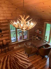 Cozy 1-bedroom log cabin in the mountains - Image 3