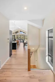 Stunning 3bed, 3bath house on MTB trails. - Image 3