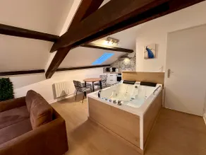 A4: Jacuzzi, air conditioning, thermal/Artem, ID check! - Image 2
