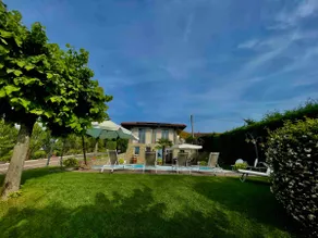 THE ”E” HOUSE - Image 2