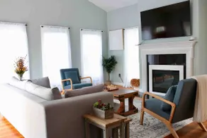 Bright, Airy Home in Hudson! - Image 3