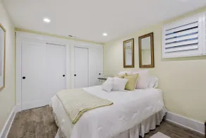 Wonderful 2BR, 2BA Near Wrigley Lower Level Only - Image 5