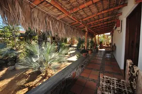 Charming & Economical 2 bedroom Pool Home - Image 5