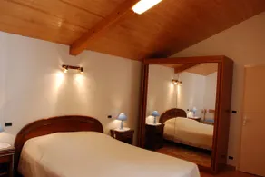 Air-conditioned cottage with shaded terrace for 5 people - Image 3