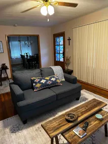 Retro Home near Palo Pinto Mountains State Park - Image 3