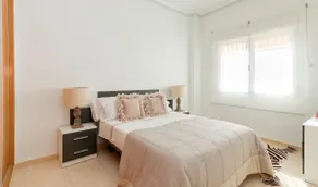 Swimming pool, free indoor parking, air conditioning, WiFi - Image 3