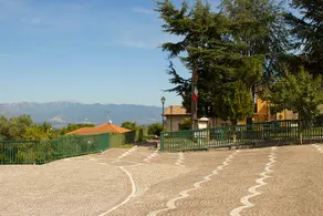 Panoramic villa immersed in Roccamonfina Park - Image 2