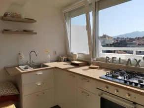 Center Split Apartment - Image 4