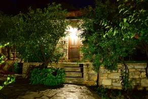 Alisachne, little house - Image 4