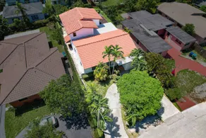 Miami Hideaway | Chic & Cozy Private Studio for 2! - Image 5