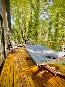 Secluded Tree House Chalet - Image 2
