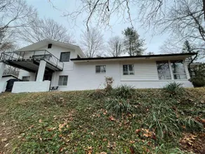 The McKenzie Estate - Old Town Occoquan - Image 2