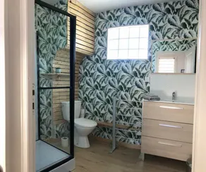 Lovely apartment with free parking - Image 3