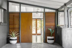 The Sunset House - Image 2